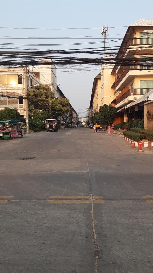 Jomtien Morningstar Guesthouse Екстер'єр фото